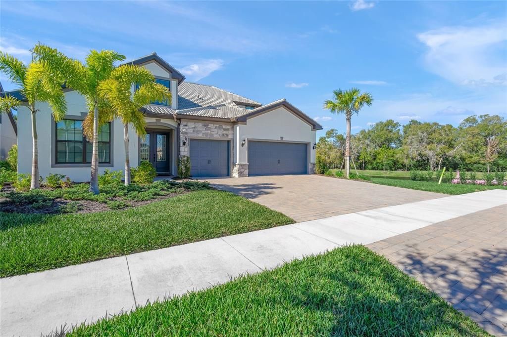 На продажу: $1,295,000 (4 спален, 4 ванн, 3898 Квадратных фут)