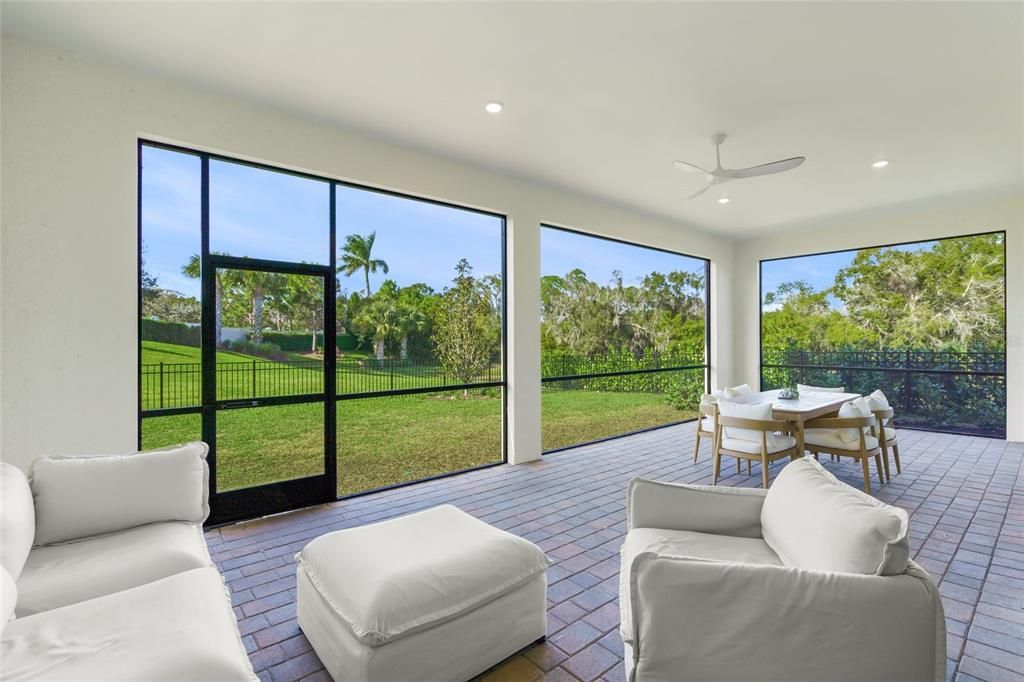 На продажу: $1,295,000 (4 спален, 4 ванн, 3898 Квадратных фут)