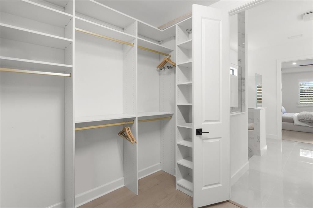 На продажу: $1,295,000 (4 спален, 4 ванн, 3898 Квадратных фут)