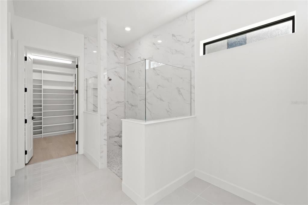 На продажу: $1,295,000 (4 спален, 4 ванн, 3898 Квадратных фут)