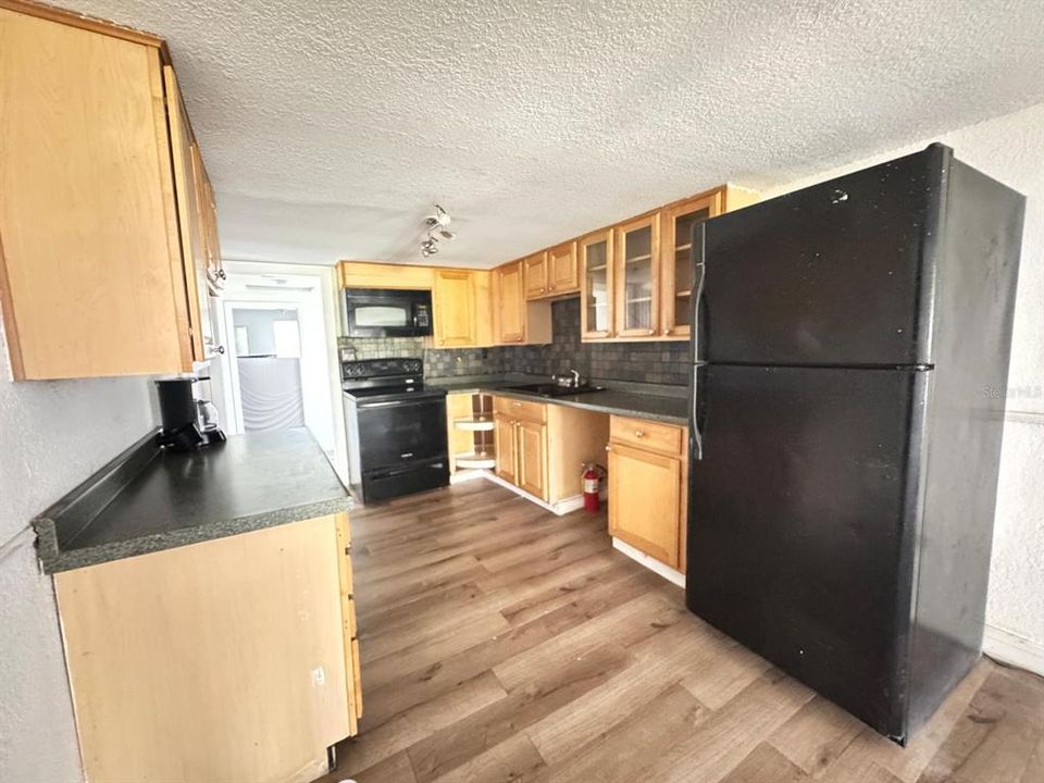 En Renta: $1,800 (2 camas, 1 baños, 1000 Pies cuadrados)