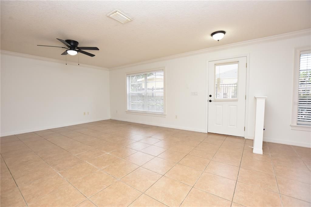 出租: $1,660 (3 贝兹, 2 浴室, 1302 平方英尺)