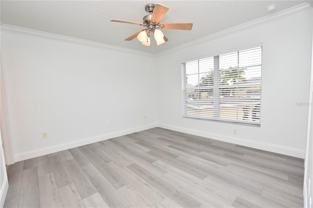 出租: $1,660 (3 贝兹, 2 浴室, 1302 平方英尺)