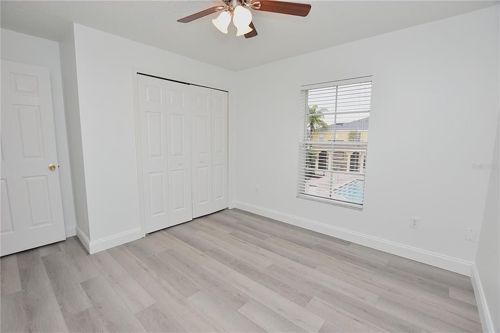 出租: $1,660 (3 贝兹, 2 浴室, 1302 平方英尺)