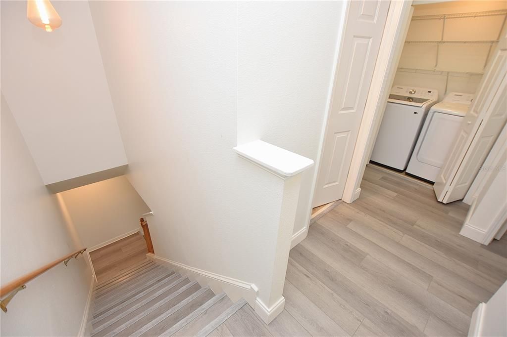 出租: $1,660 (3 贝兹, 2 浴室, 1302 平方英尺)