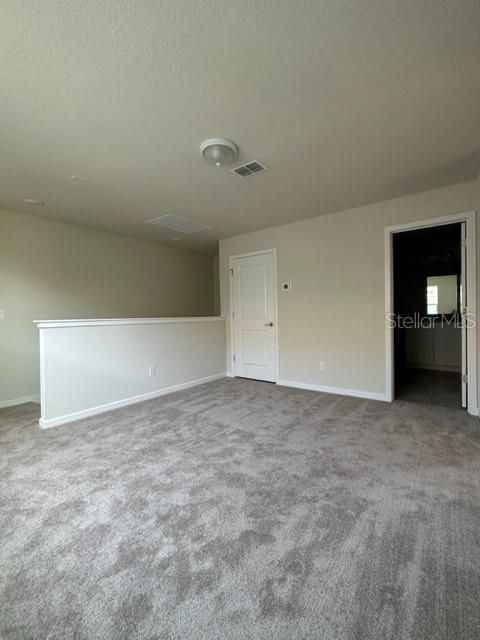 En Renta: $2,600 (4 camas, 3 baños, 2023 Pies cuadrados)