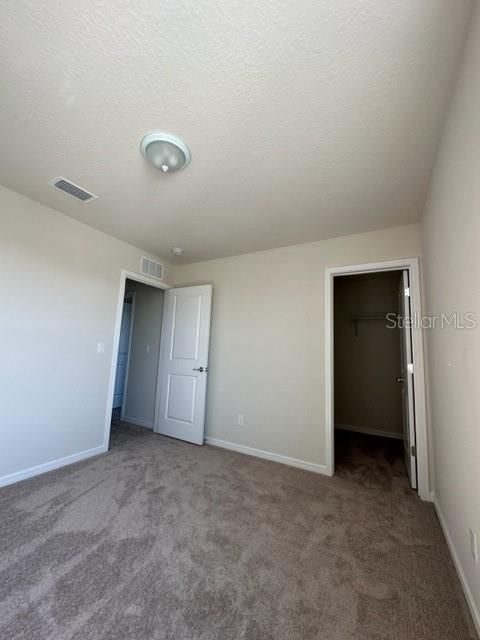 En Renta: $2,600 (4 camas, 3 baños, 2023 Pies cuadrados)