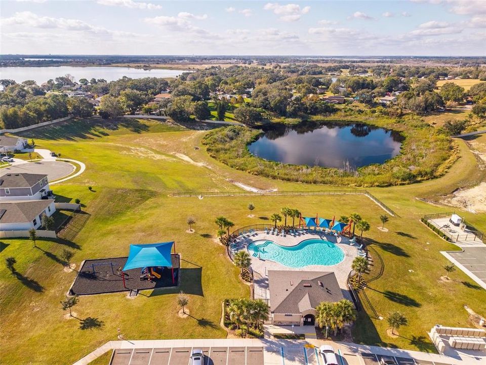 待售: $344,000 (4 贝兹, 2 浴室, 1867 平方英尺)