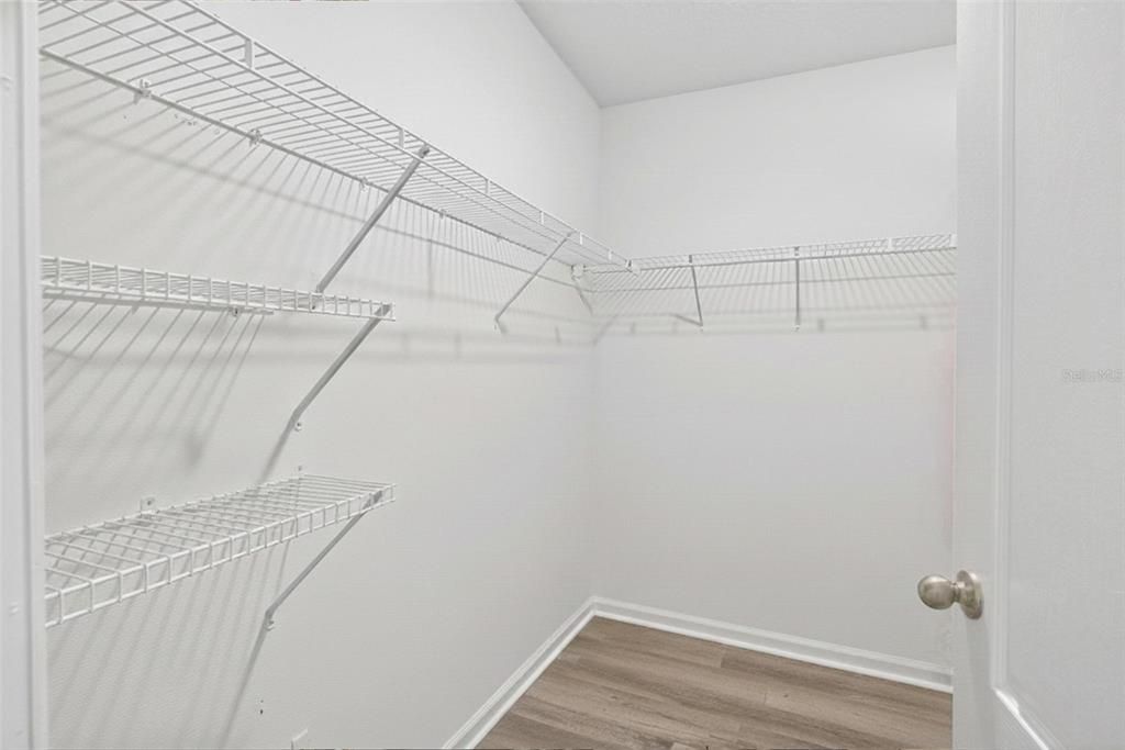 待售: $344,000 (4 贝兹, 2 浴室, 1867 平方英尺)