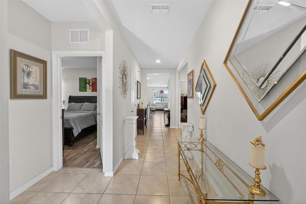 待售: $344,000 (4 贝兹, 2 浴室, 1867 平方英尺)