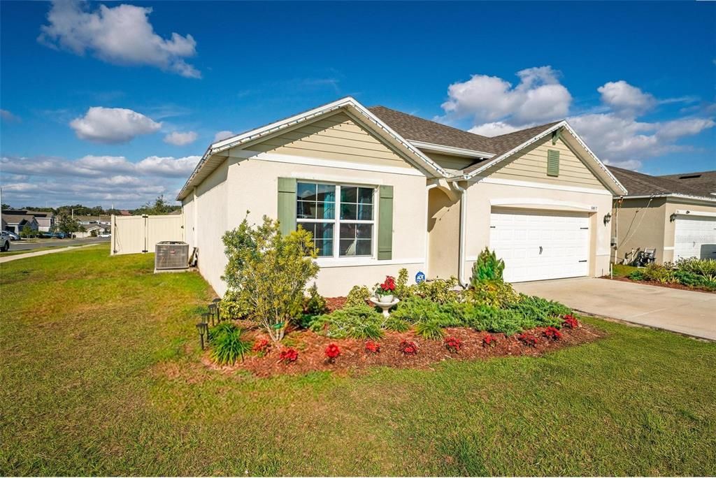 待售: $344,000 (4 贝兹, 2 浴室, 1867 平方英尺)