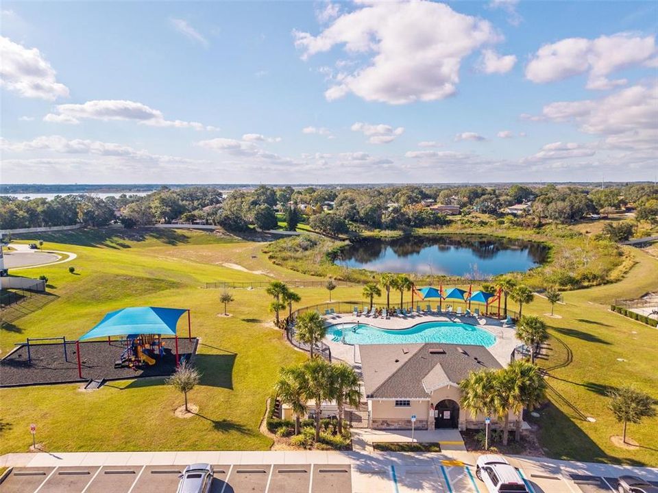 待售: $344,000 (4 贝兹, 2 浴室, 1867 平方英尺)