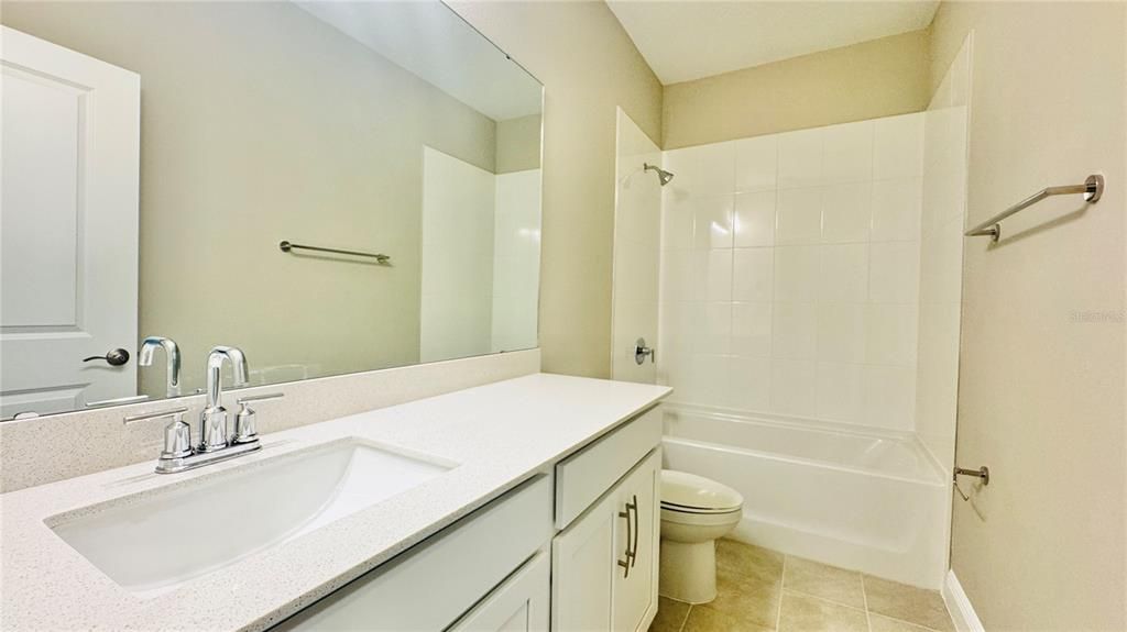 Под контрактом: $3,050 (3 спален, 2 ванн, 1788 Квадратных фут)