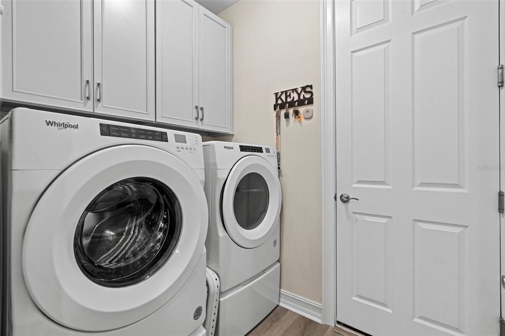 В аренду: $6,500 (4 спален, 3 ванн, 2361 Квадратных фут)