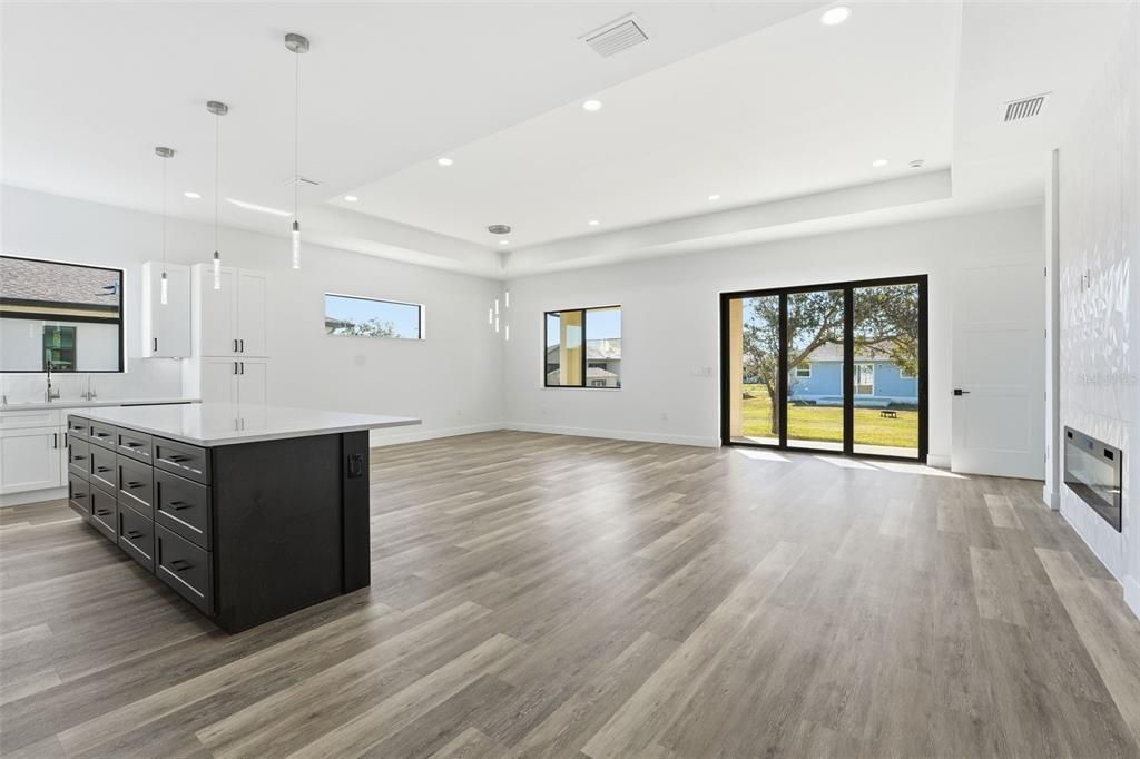 待售: $429,900 (3 贝兹, 2 浴室, 1738 平方英尺)