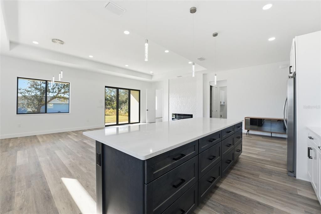 待售: $429,900 (3 贝兹, 2 浴室, 1738 平方英尺)