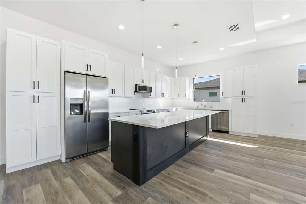 待售: $429,900 (3 贝兹, 2 浴室, 1738 平方英尺)