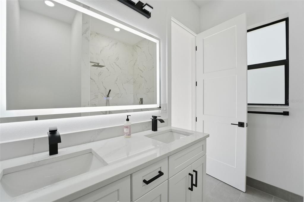 待售: $429,900 (3 贝兹, 2 浴室, 1738 平方英尺)