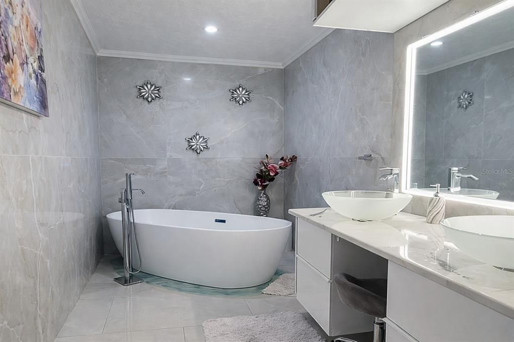 На продажу: $579,000 (3 спален, 3 ванн, 1691 Квадратных фут)