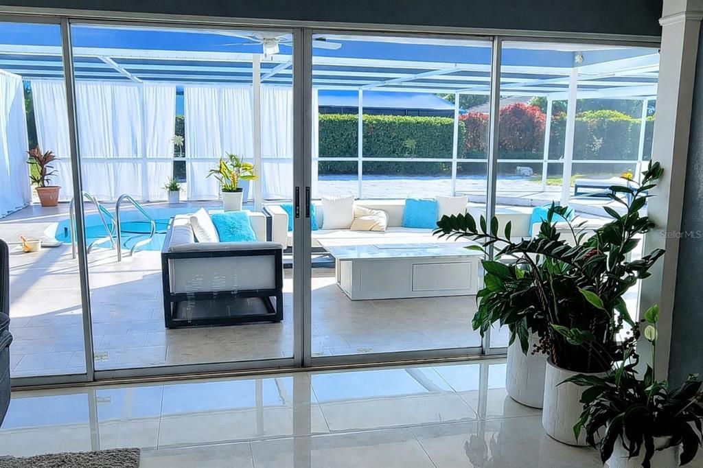 На продажу: $579,000 (3 спален, 3 ванн, 1691 Квадратных фут)