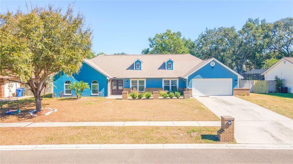 For Rent: $3,500 (3 beds, 2 baths, 2399 Square Feet)