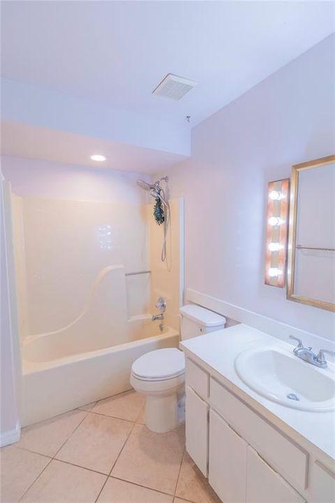 For Rent: $3,500 (3 beds, 2 baths, 2399 Square Feet)