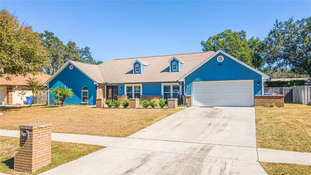 For Rent: $3,500 (3 beds, 2 baths, 2399 Square Feet)