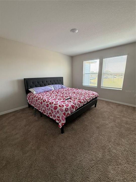 For Rent: $2,000 (3 beds, 2 baths, 1548 Square Feet)