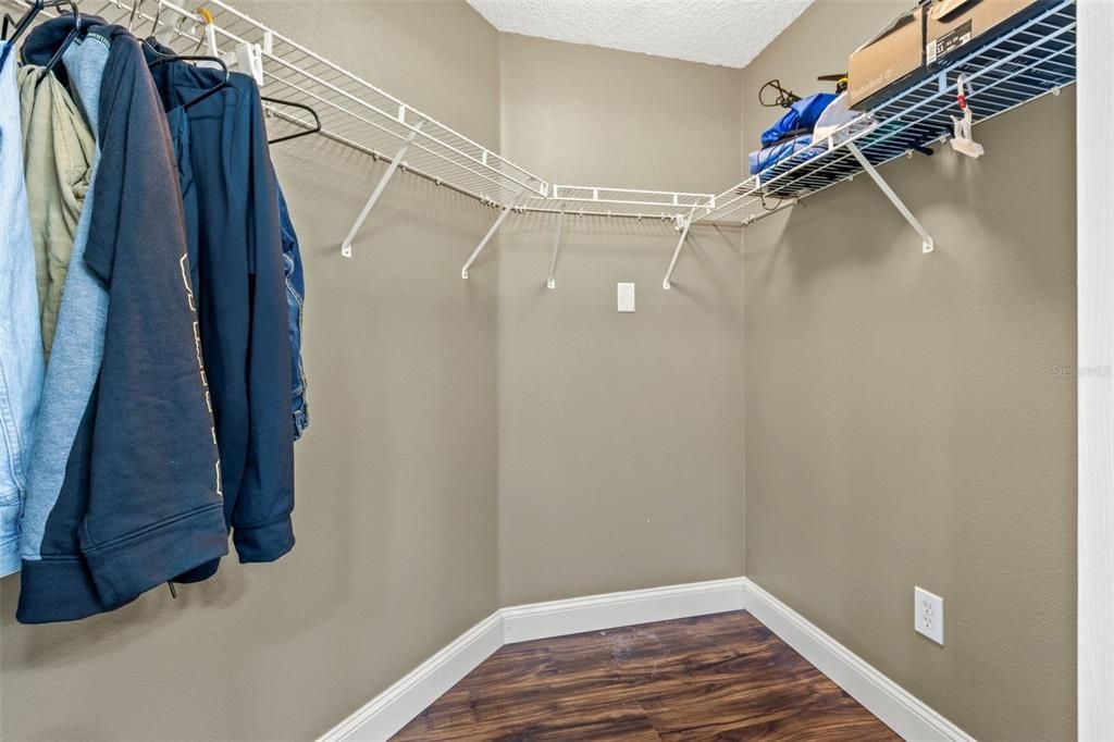 出租: $2,400 (4 贝兹, 2 浴室, 1507 平方英尺)