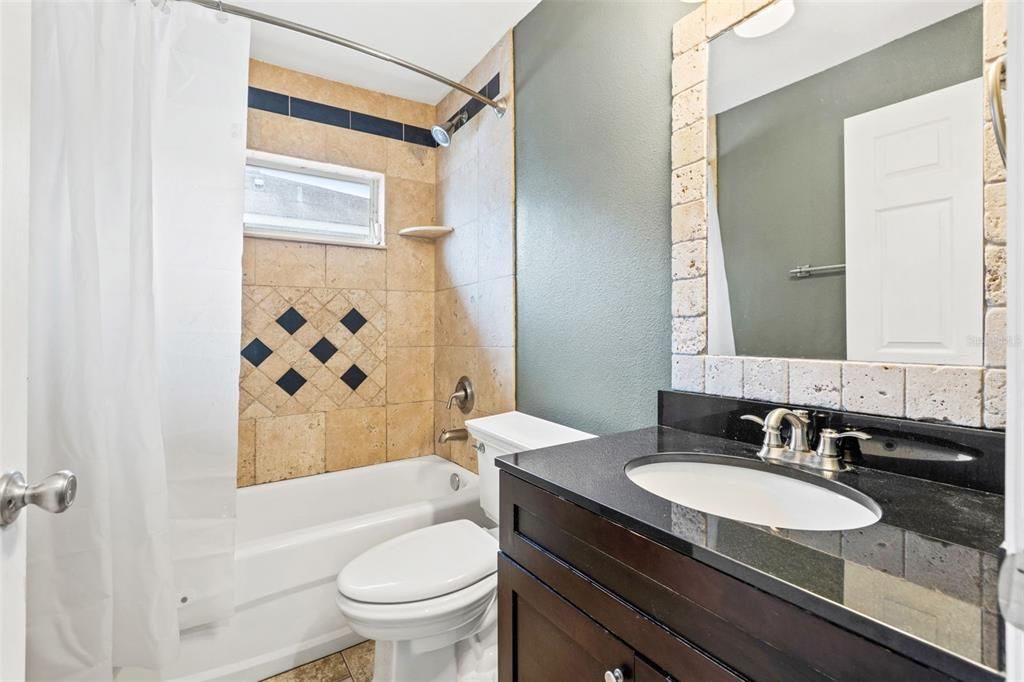 出租: $2,400 (4 贝兹, 2 浴室, 1507 平方英尺)