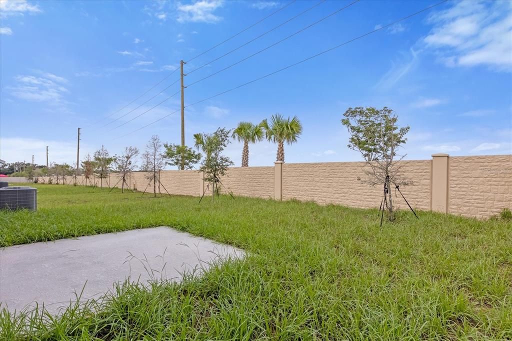 For Rent: $1,900 (3 beds, 2 baths, 1461 Square Feet)