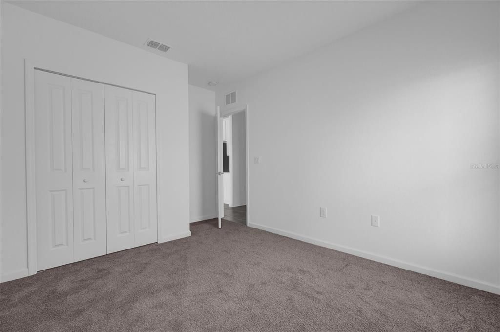 For Rent: $1,900 (3 beds, 2 baths, 1461 Square Feet)