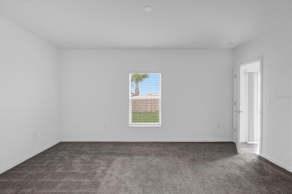 For Rent: $1,900 (3 beds, 2 baths, 1461 Square Feet)