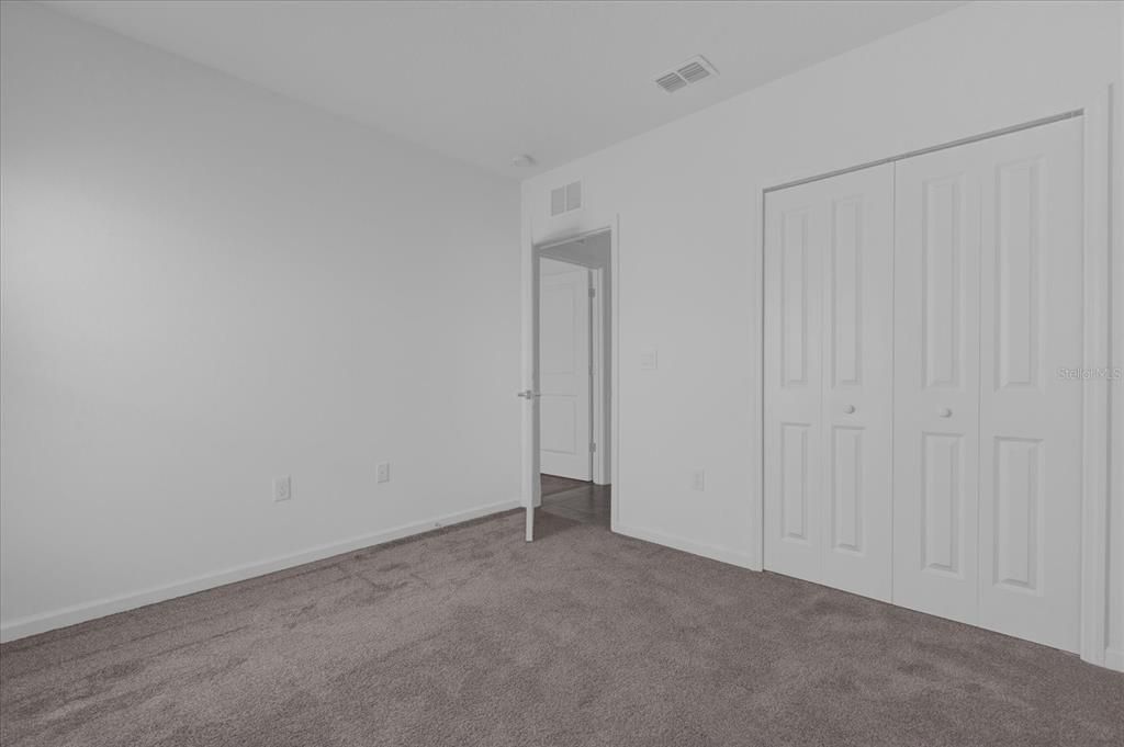 For Rent: $1,900 (3 beds, 2 baths, 1461 Square Feet)