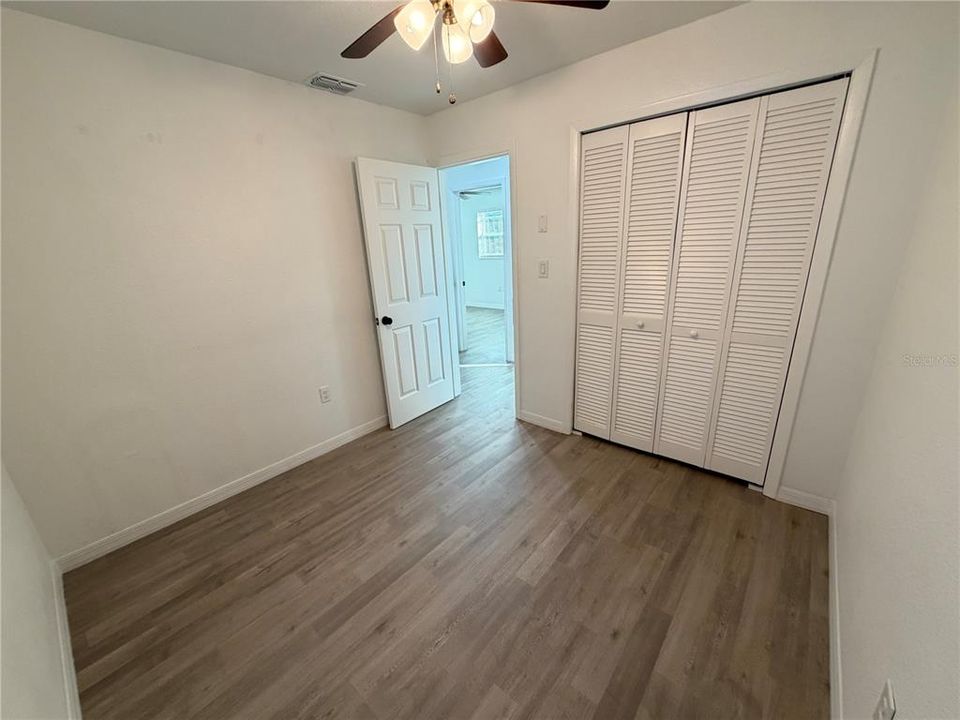 For Sale: $239,000 (3 beds, 1 baths, 1088 Square Feet)