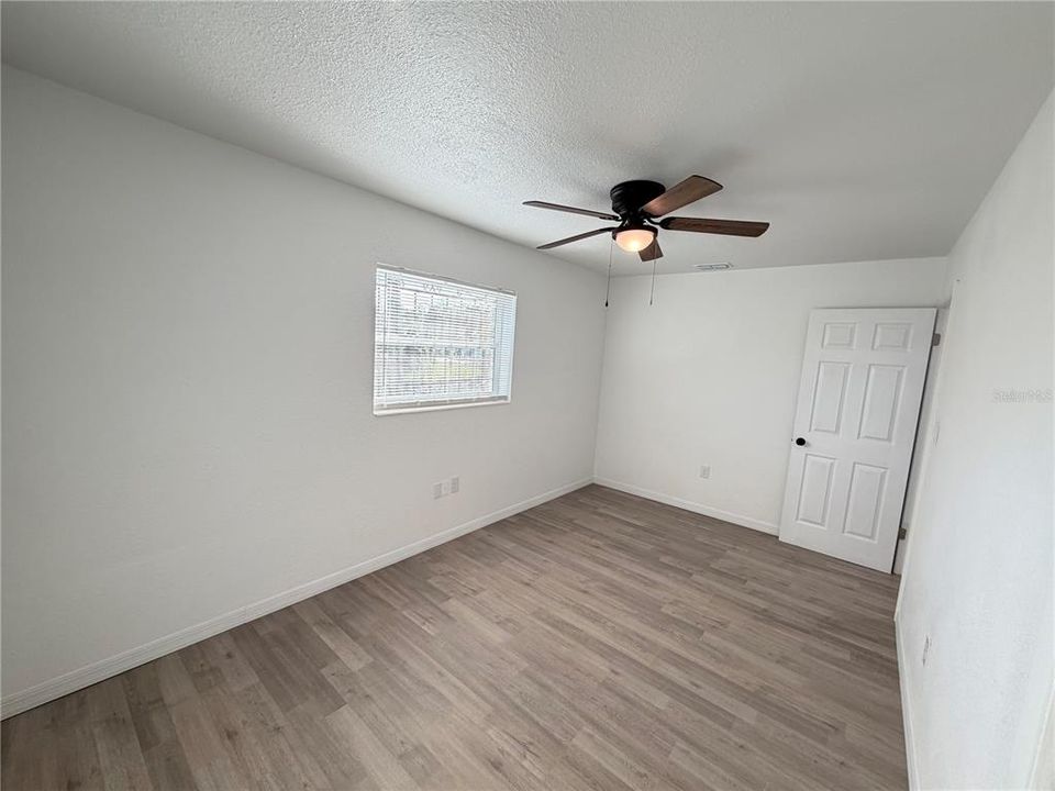 For Sale: $239,000 (3 beds, 1 baths, 1088 Square Feet)