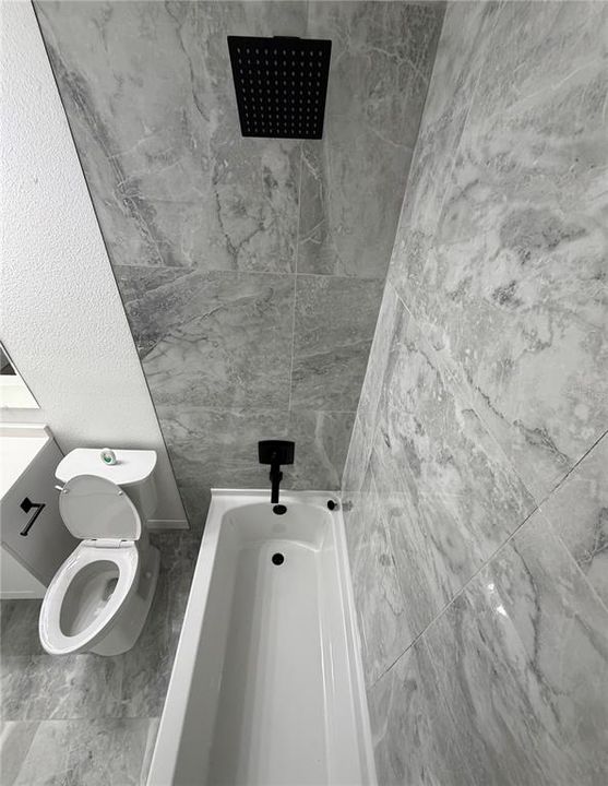 For Sale: $239,000 (3 beds, 1 baths, 1088 Square Feet)