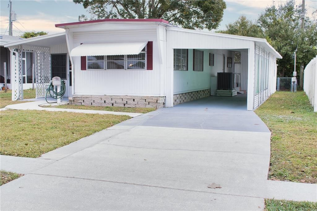 For Sale: $95,000 (2 beds, 1 baths, 672 Square Feet)