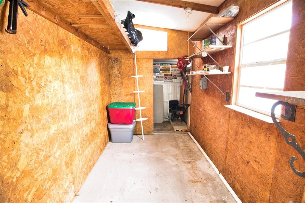 For Sale: $95,000 (2 beds, 1 baths, 672 Square Feet)