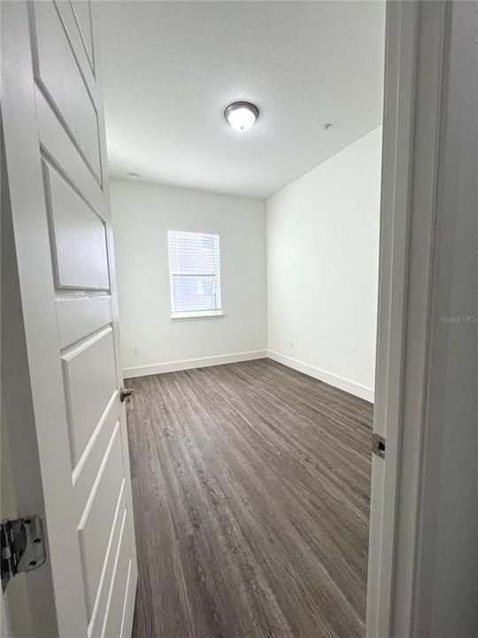 For Rent: $1,450 (1 beds, 1 baths, 440 Square Feet)