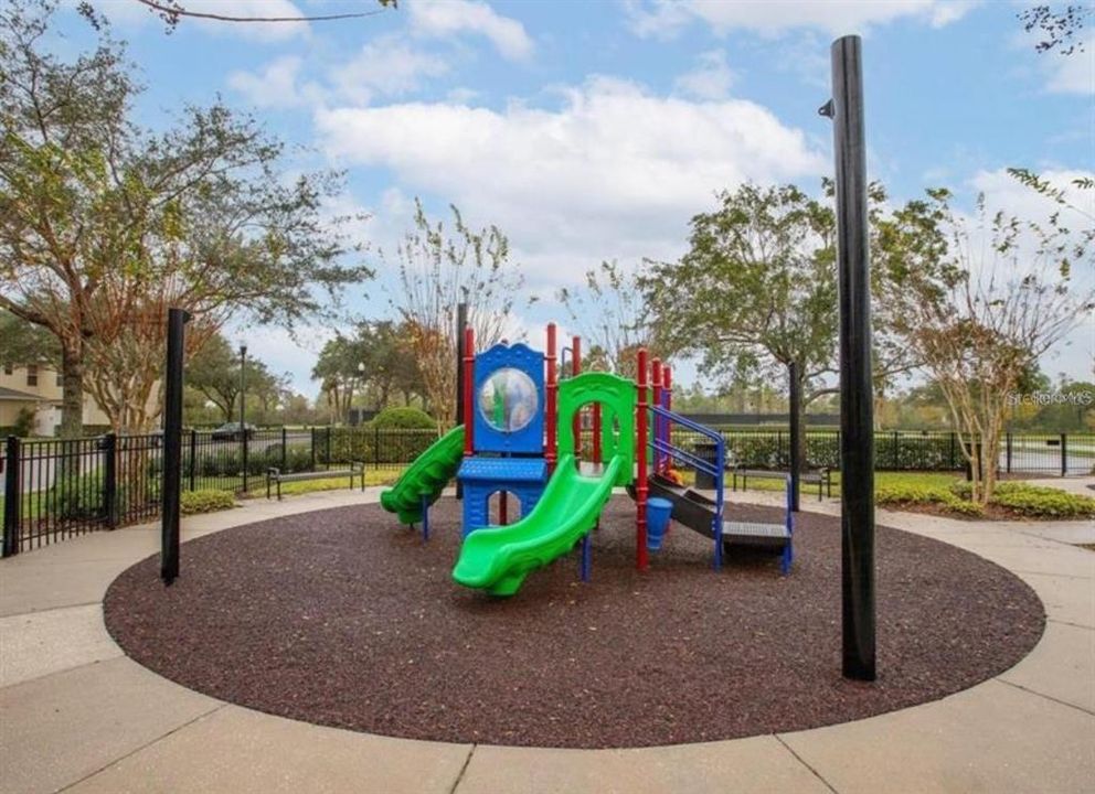 For Rent: $1,450 (1 beds, 1 baths, 440 Square Feet)