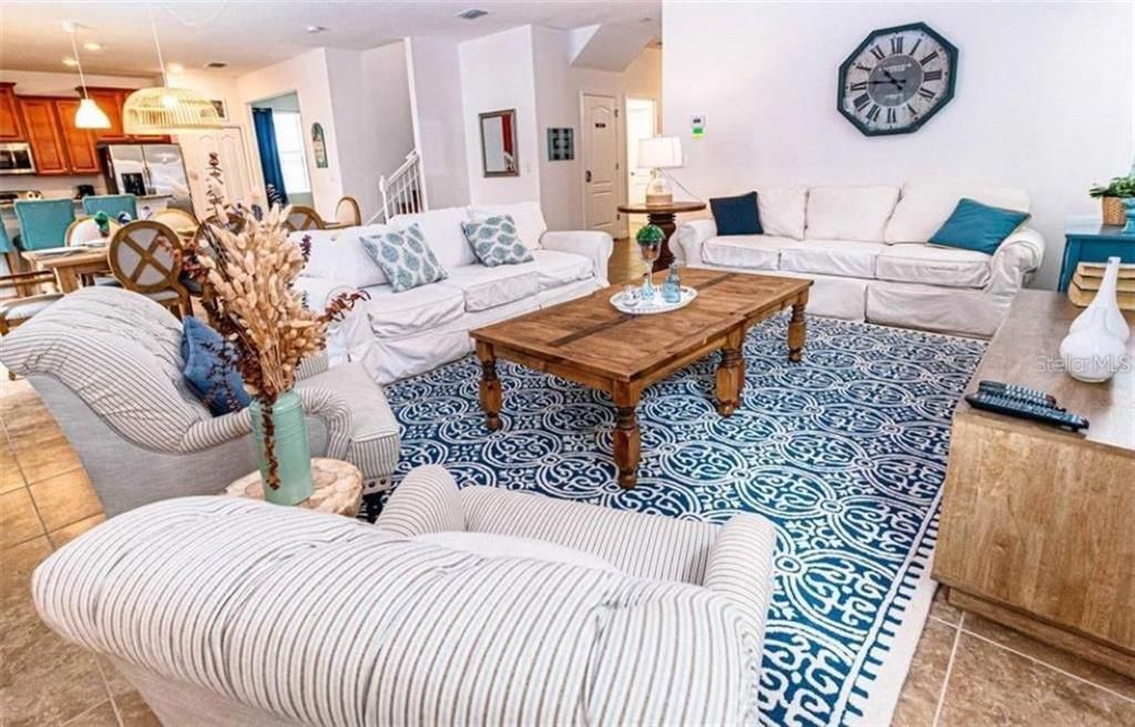 For Sale: $549,900 (6 beds, 6 baths, 3339 Square Feet)