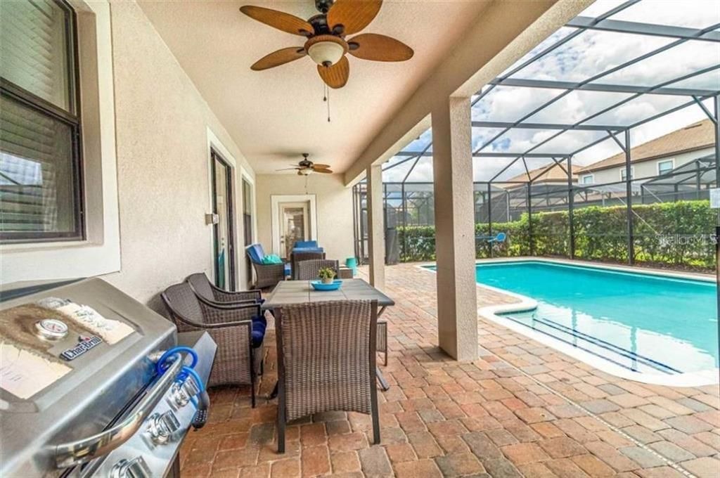 For Sale: $549,900 (6 beds, 6 baths, 3339 Square Feet)