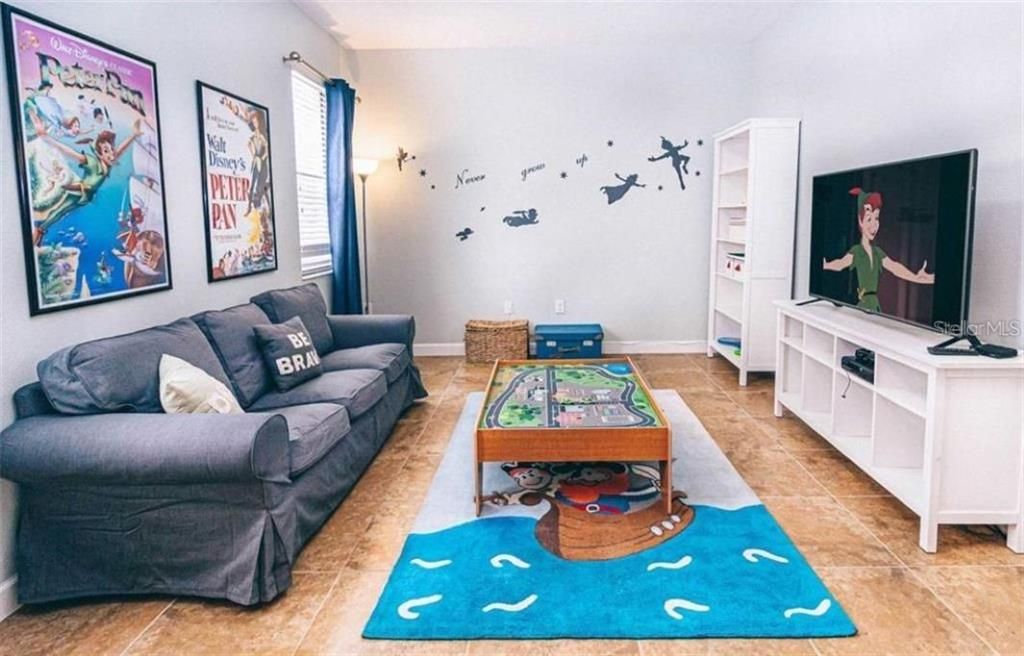 For Sale: $549,900 (6 beds, 6 baths, 3339 Square Feet)