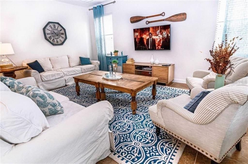 For Sale: $549,900 (6 beds, 6 baths, 3339 Square Feet)