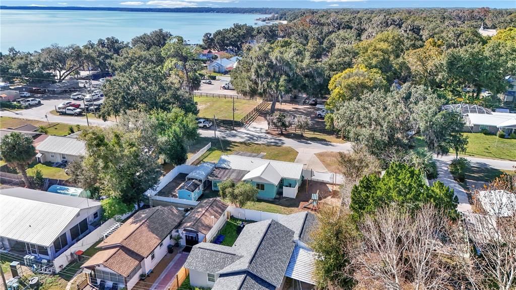 For Sale: $249,000 (2 beds, 2 baths, 1044 Square Feet)