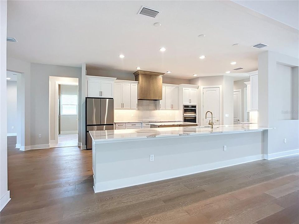 En Venta: $2,091,600 (3 camas, 3 baños, 3537 Pies cuadrados)