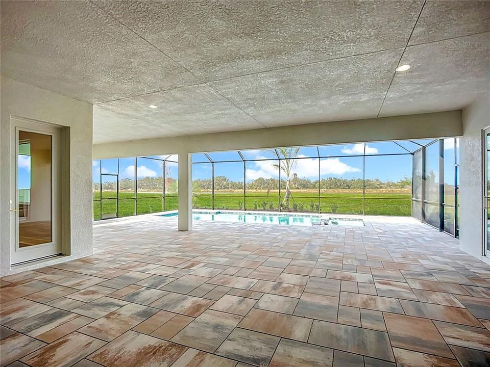 En Venta: $2,091,600 (3 camas, 3 baños, 3537 Pies cuadrados)