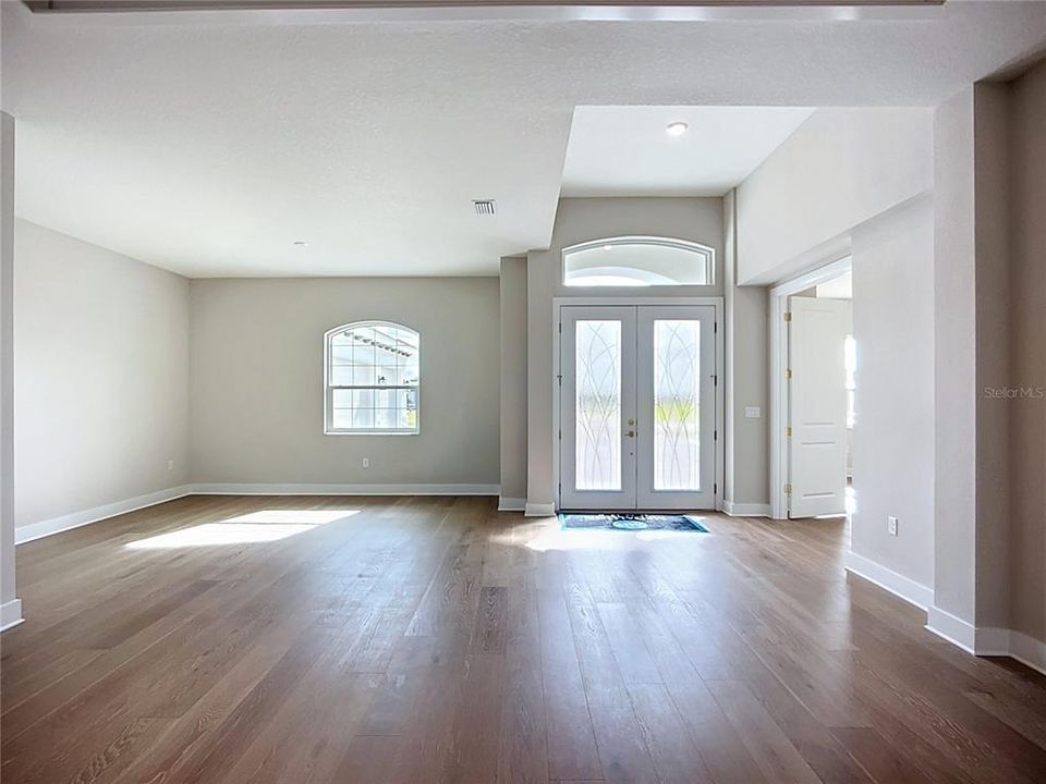 En Venta: $2,091,600 (3 camas, 3 baños, 3537 Pies cuadrados)