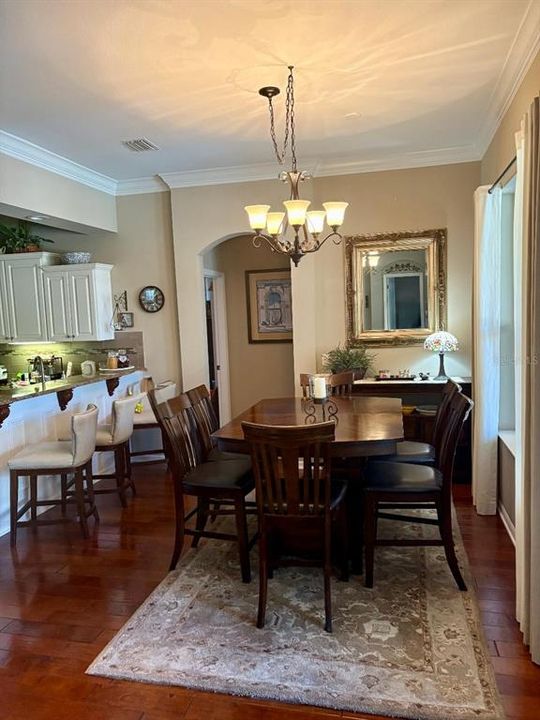 待售: $374,900 (3 贝兹, 2 浴室, 1977 平方英尺)